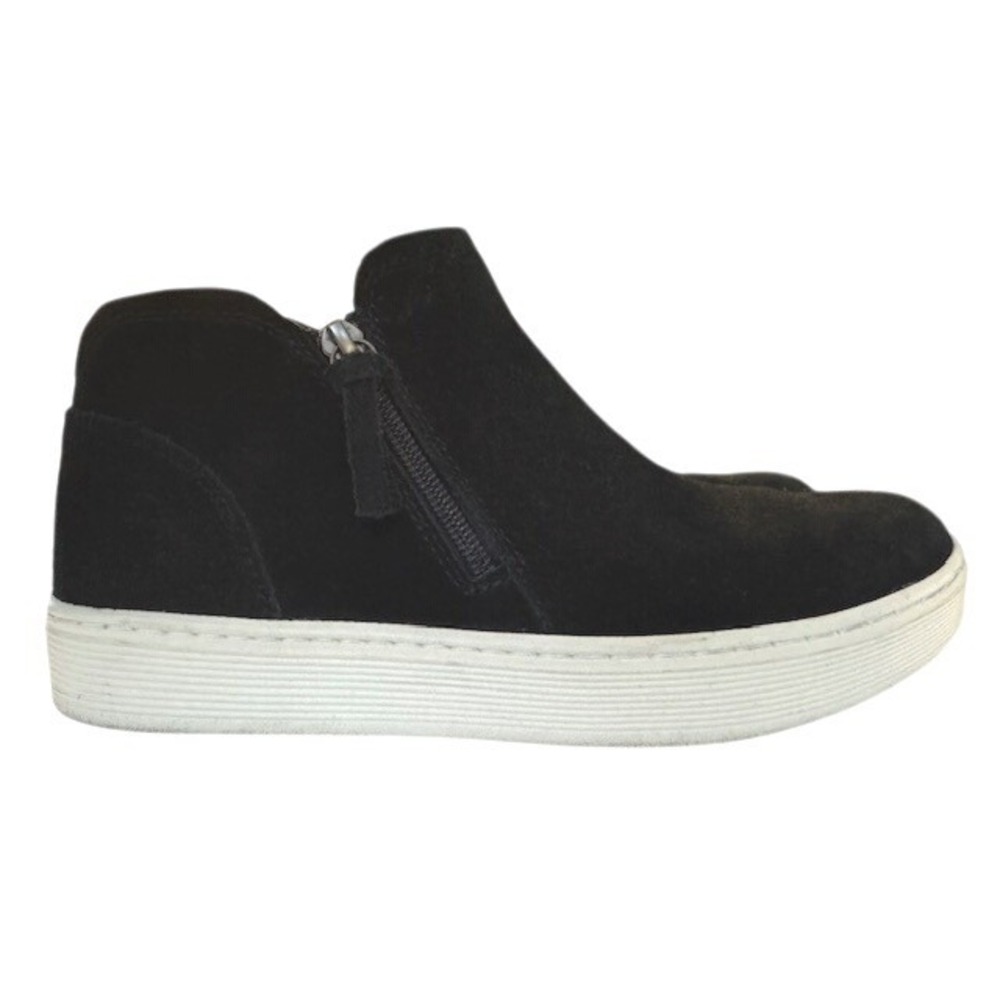 Sofft‎ Black Suede Side Zip Ankle Boots Fashion Sneakers Women Size 7M